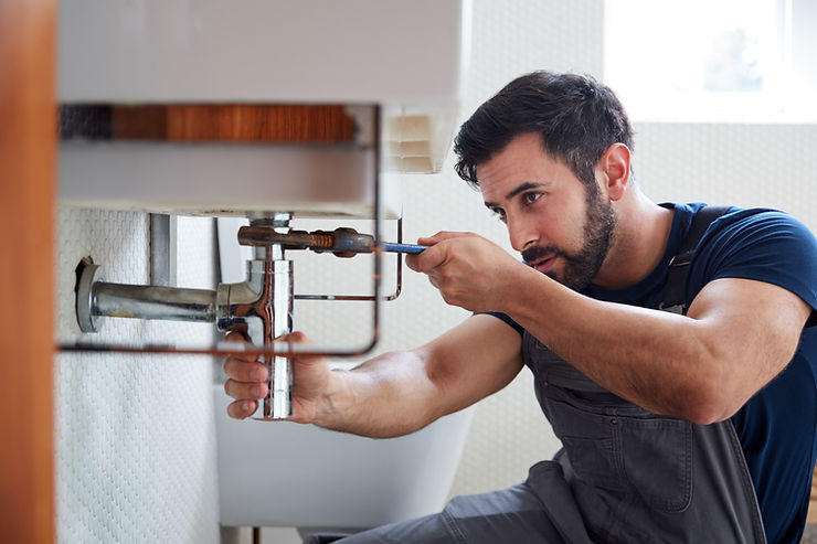 When to Tackle plumbing Yourself and When to Call in the Experts
